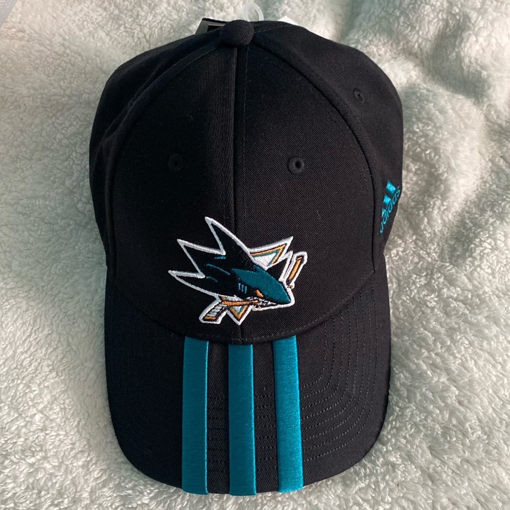 🆕adidas  NHL San Jose Sharks Locker Room Three  Stripe Adjustable Hat - Black